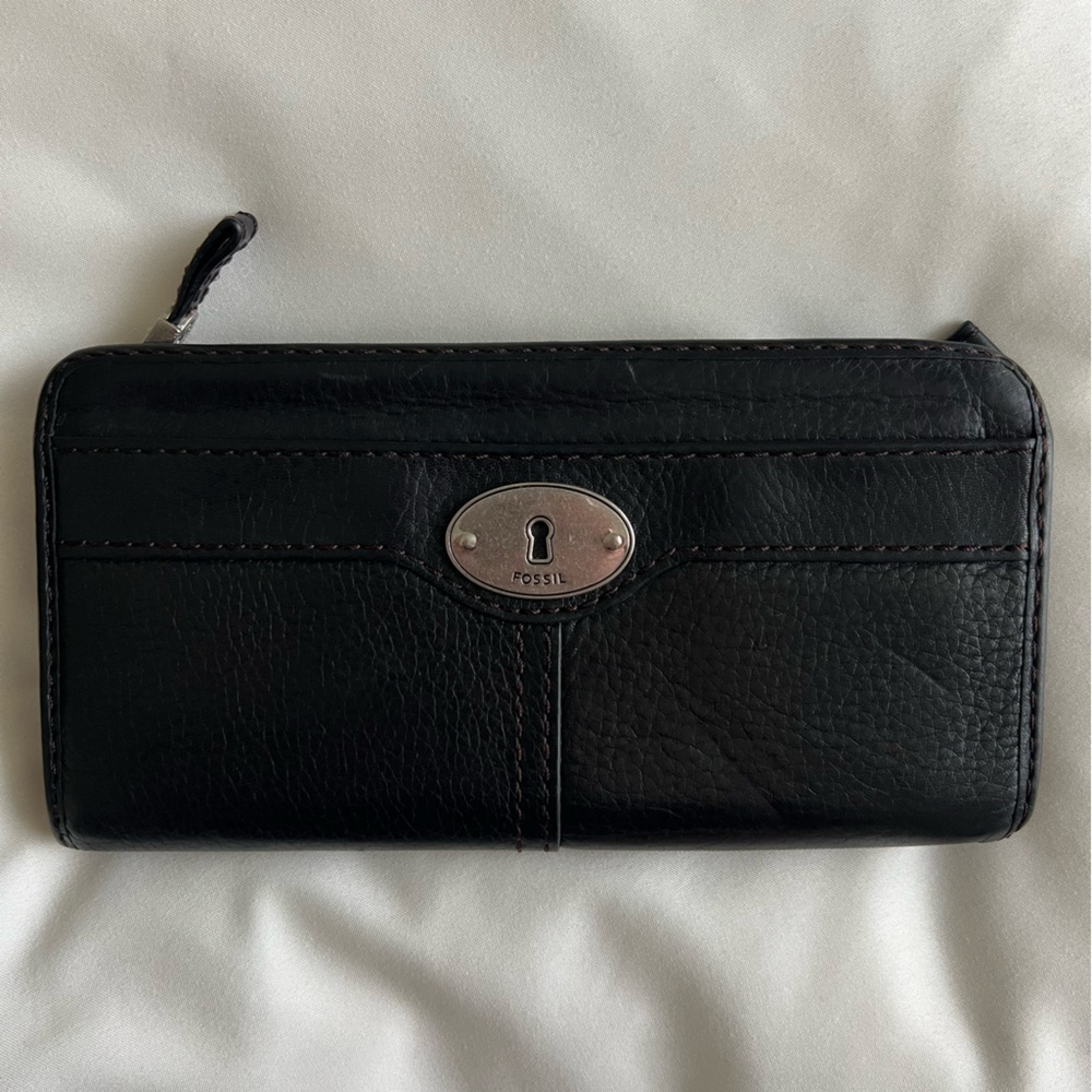 Fossil black leather wallet